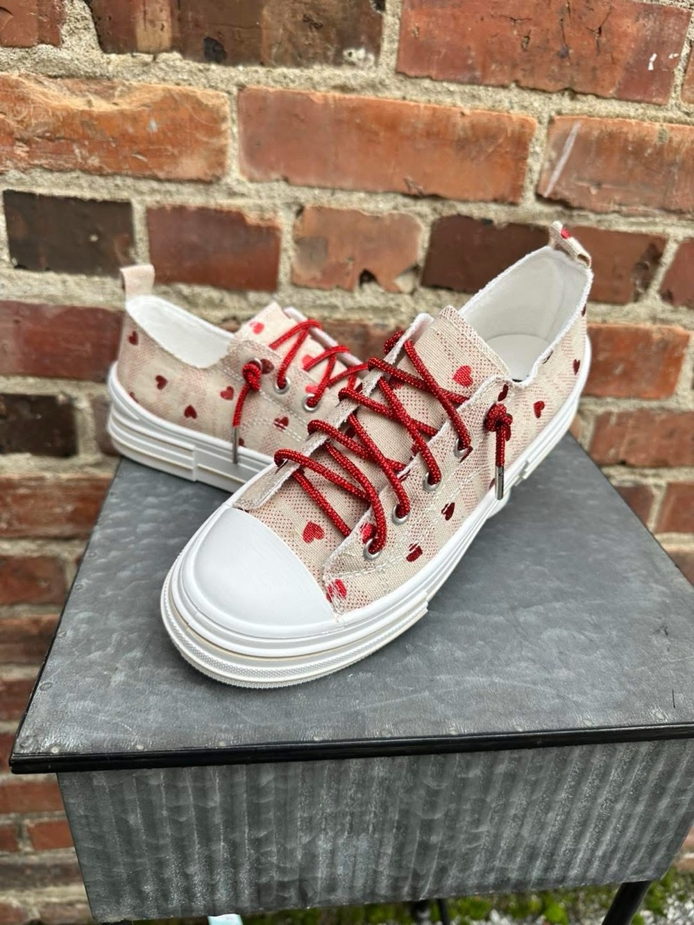 NEW Very G Canvas Sneakers with Red Heart Print and Red Laces